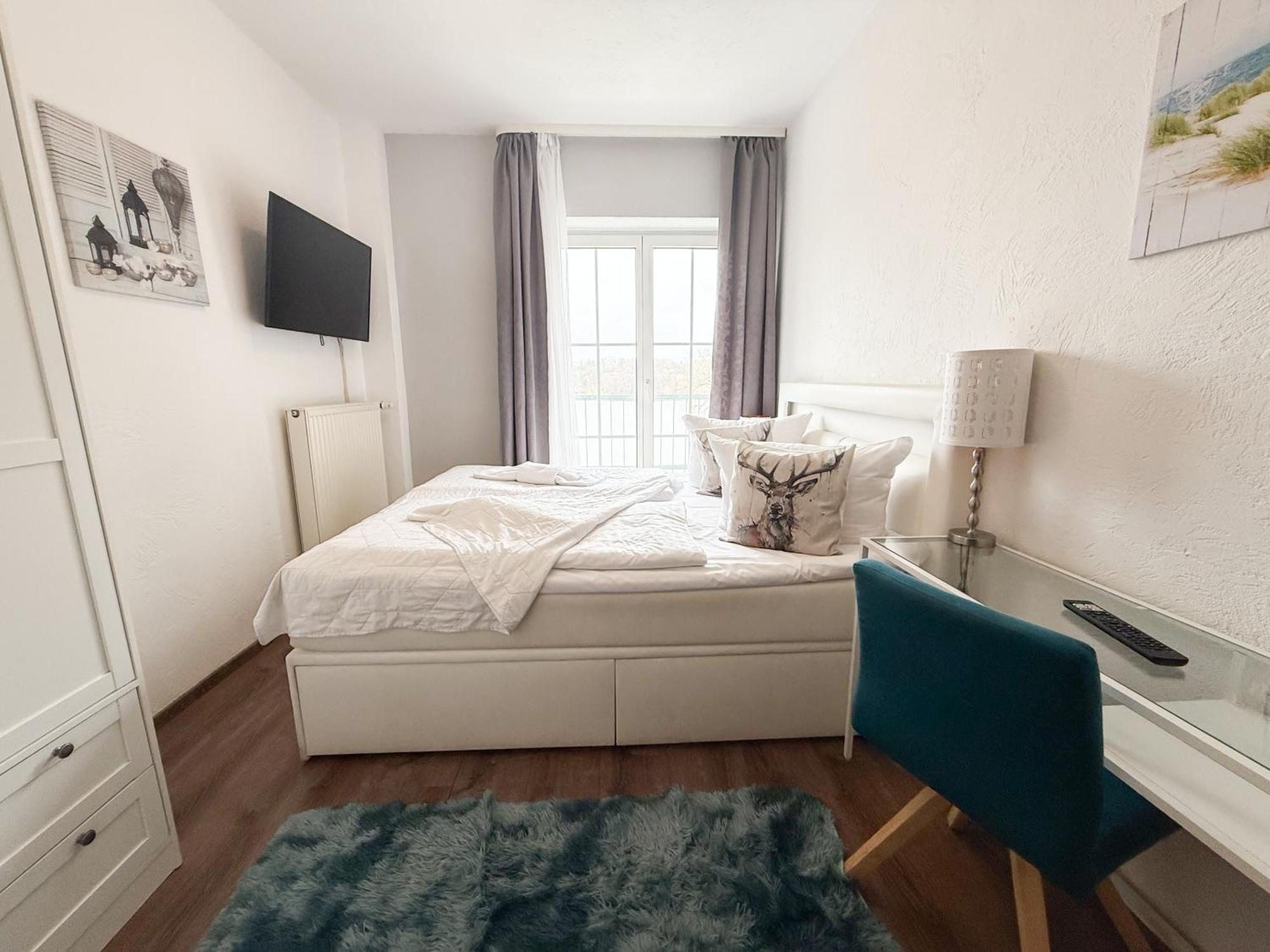 Strandhotel Vier Jahreszeiten Buckow Buitenkant foto