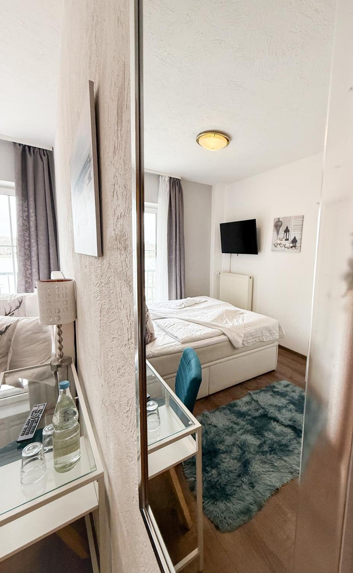 Strandhotel Vier Jahreszeiten Buckow Buitenkant foto